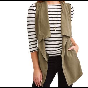 Time & Tru drape front vest